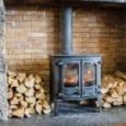 comment-donner-un-style-rustique-a-son-poele-a-granules-image