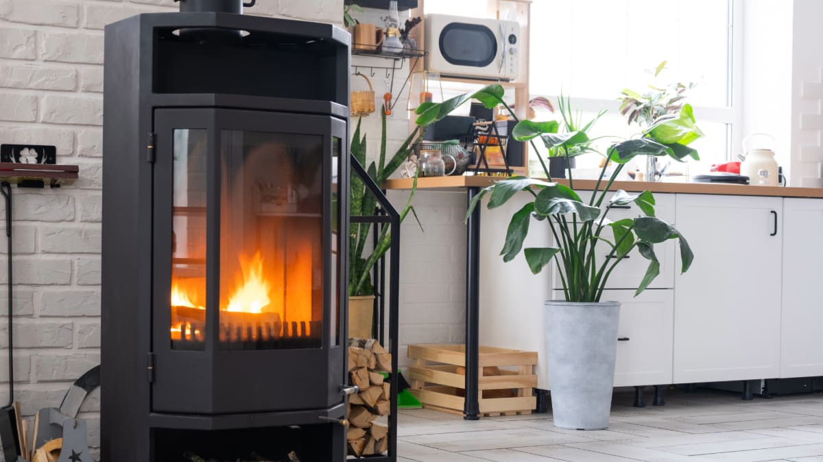 Comment bien allumer un poêle à bois ?