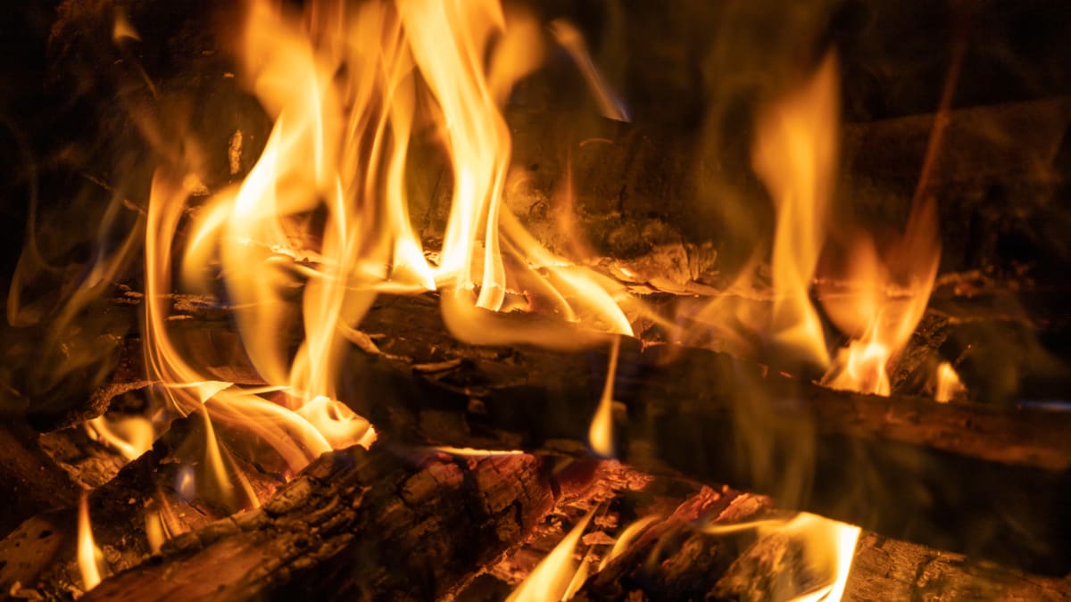 Que signifie la couleur des flammes ?